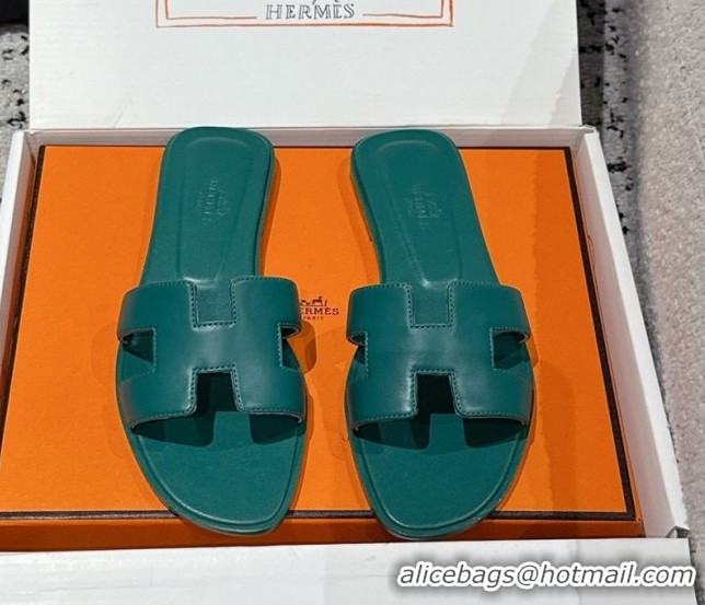 Good Looking Hermes Classic Oran Flat Slides Sandal in Shiny Calfskin Green 0606118