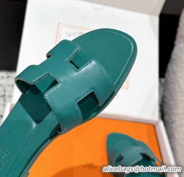 Good Looking Hermes Classic Oran Flat Slides Sandal in Shiny Calfskin Green 0606118