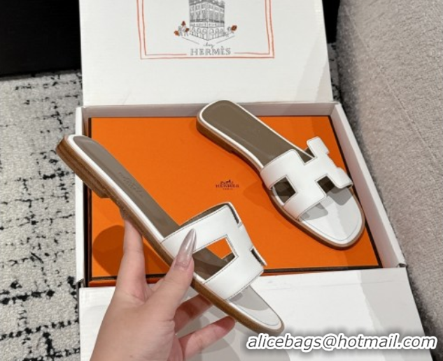 Grade Quality Hermes Classic Oran Flat Slides Sandal in Shiny Calfskin White 0606124