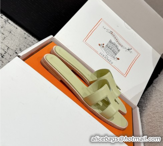 Top Grade Hermes Classic Oran Flat Slides Sandal in Shiny Calfskin Light Green 0606130