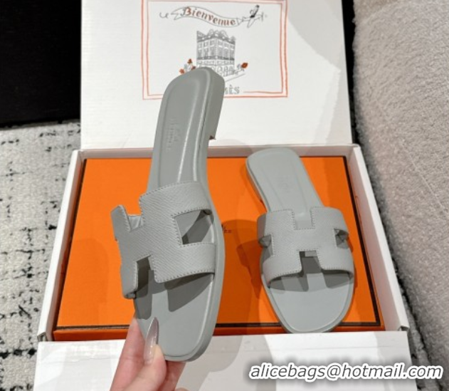 Purchase Hermes Classic Oran Flat Slides Sandal in Palm-Grained Leather Grey 0606148