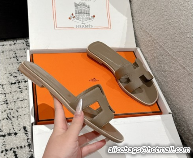 Top Grade Hermes Classic Oran Flat Slides Sandal in Palm-Grained Leather Grey 0606146