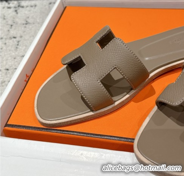 Top Grade Hermes Classic Oran Flat Slides Sandal in Palm-Grained Leather Grey 0606146