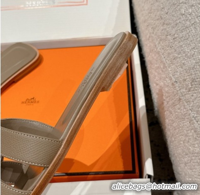 Stylish Hermes Classic Oran Flat Slides Sandal in Palm-Grained Leather Grey 0606154