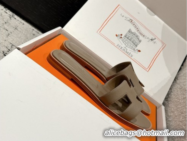 Stylish Hermes Classic Oran Flat Slides Sandal in Palm-Grained Leather Grey 0606154