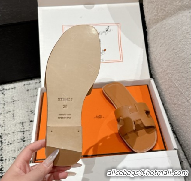 Stylish Hermes Classic Oran Flat Slides Sandal in Palm-Grained Leather Brown 0606151