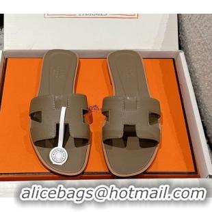 Popular Style Hermes Classic Oran Flat Slides Sandal in Palm-Grained Leather Grey 0606153