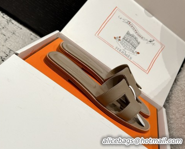 Popular Style Hermes Classic Oran Flat Slides Sandal in Palm-Grained Leather Grey 0606153
