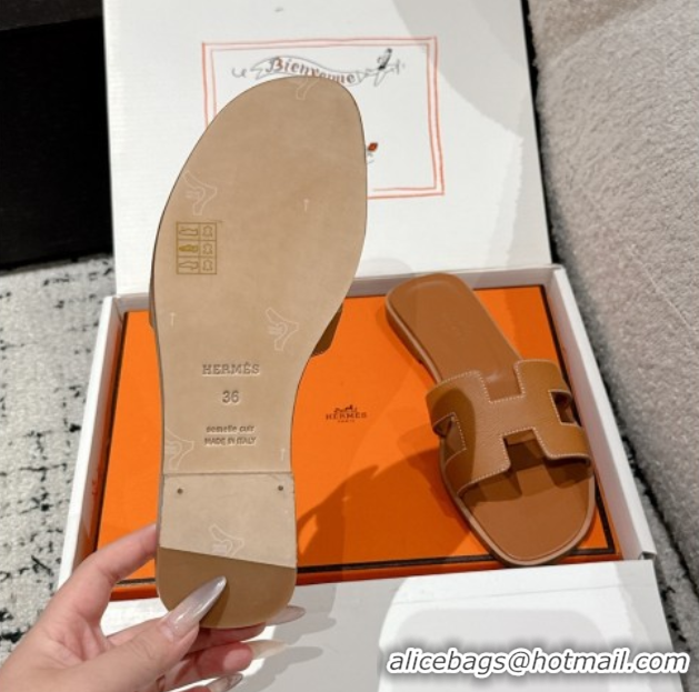 Trendy Design Hermes Classic Oran Flat Slides Sandal in Palm-Grained Leather Brown 0606155