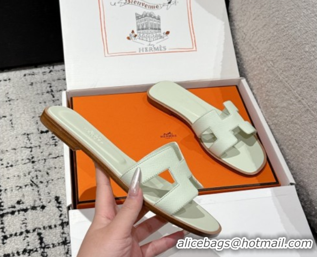 Luxury Discount Hermes Classic Oran Flat Slides Sandal in Palm-Grained Leather Green 0606164