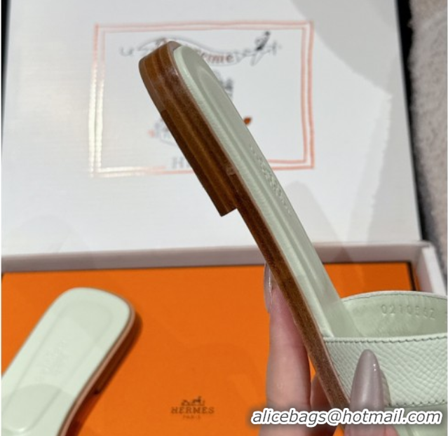Luxury Discount Hermes Classic Oran Flat Slides Sandal in Palm-Grained Leather Green 0606164