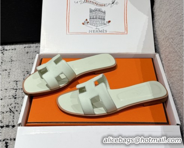 Luxury Discount Hermes Classic Oran Flat Slides Sandal in Palm-Grained Leather Green 0606164
