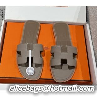 Most Popular Hermes Classic Oran Flat Slides Sandal in Palm-Grained Leather Grey 0606166