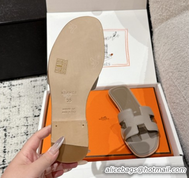 Most Popular Hermes Classic Oran Flat Slides Sandal in Palm-Grained Leather Grey 0606166
