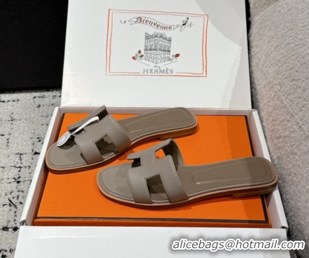 Most Popular Hermes Classic Oran Flat Slides Sandal in Palm-Grained Leather Grey 0606166
