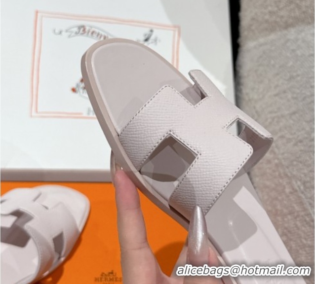 Luxurious Hermes Classic Oran Flat Slides Sandal in Palm-Grained Leather Powder Purple 0606170