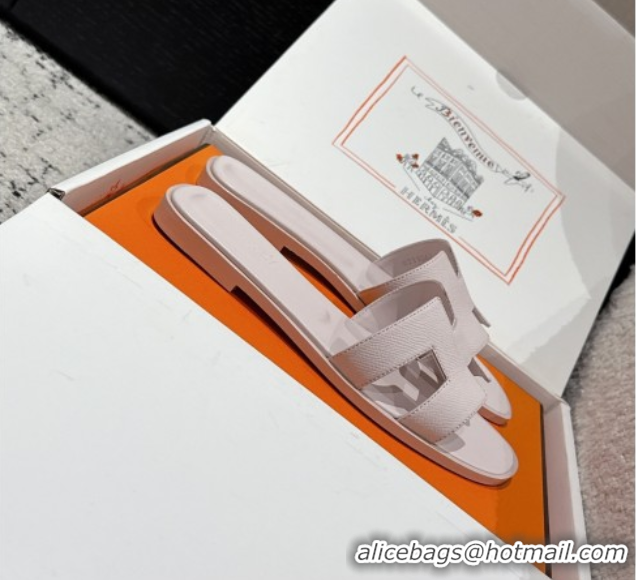 Luxurious Hermes Classic Oran Flat Slides Sandal in Palm-Grained Leather Powder Purple 0606170