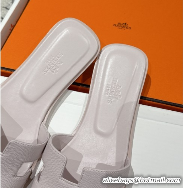 Luxurious Hermes Classic Oran Flat Slides Sandal in Palm-Grained Leather Powder Purple 0606170