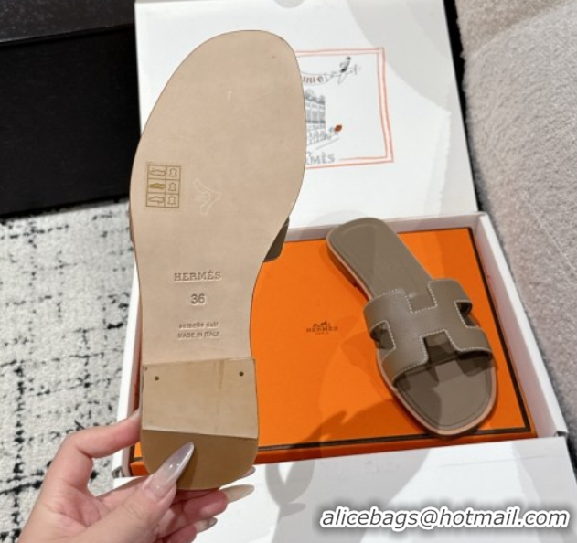 Most Popular Hermes Classic Oran Flat Slides Sandal in Palm-Grained Leather Grey 0606172