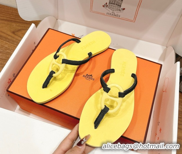 Shop Duplicate Hermes Chaine d'Ancre Flat Thong Slides Sandal Yellow H070801
