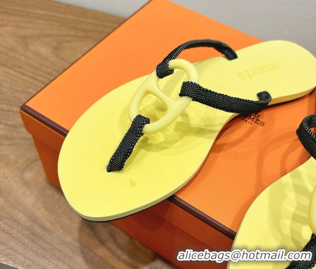 Shop Duplicate Hermes Chaine d'Ancre Flat Thong Slides Sandal Yellow H070801