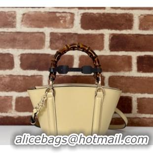 Top Design Gucci Mini Bamboo Top Handle Tote Bag in Shiny Leather 805832 Light Yellow 2024