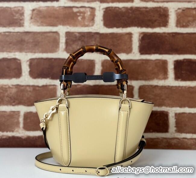 Top Design Gucci Mini Bamboo Top Handle Tote Bag in Shiny Leather 805832 Light Yellow 2024