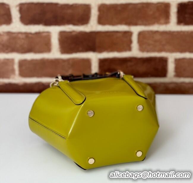 Luxurious Gucci Mini Bamboo Top Handle Tote Bag in Shiny Leather 805832 Pistacchio Green 2024