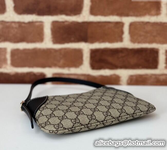 Buy Fashionable Gucci GG Canvas Emblem Mini Shoulder bag 820696 Black 2024
