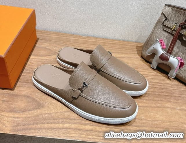 Sumptuous Hermes Likely Flat Mules in Grained Calfskin with Mini H Buckle Grey 2025 H252805
