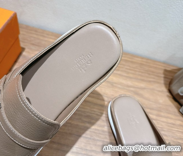 Sumptuous Hermes Likely Flat Mules in Grained Calfskin with Mini H Buckle Grey 2025 H252805
