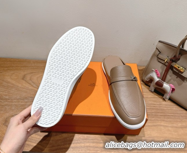Sumptuous Hermes Likely Flat Mules in Grained Calfskin with Mini H Buckle Grey 2025 H252805