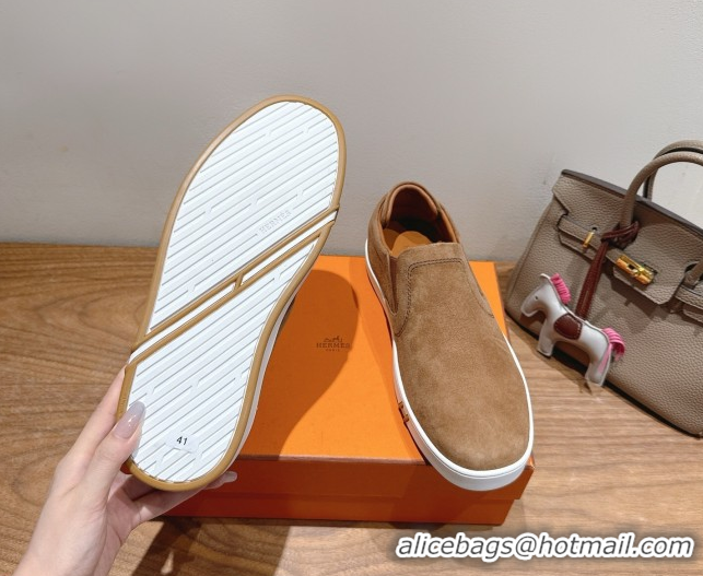 Trendy Design Hermes Lucky slip-on sneakers in Suede with with signature 
