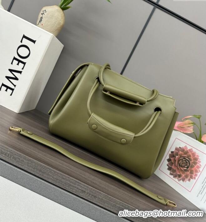 Spot Bulk Loewe Medium Madrid bag in supple calfskin 052451 Green 2025