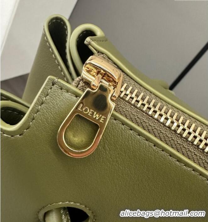 Spot Bulk Loewe Medium Madrid bag in supple calfskin 052451 Green 2025