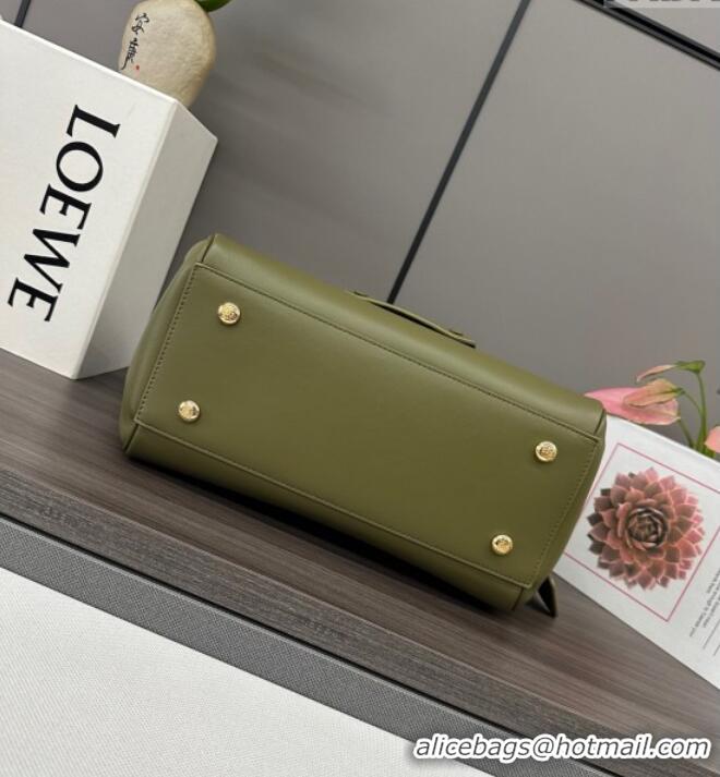 Spot Bulk Loewe Medium Madrid bag in supple calfskin 052451 Green 2025