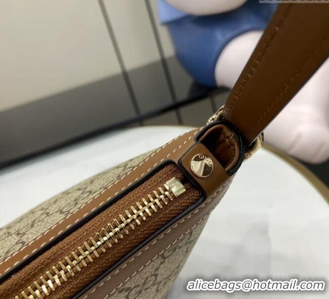 Traditional Specials Gucci GG Emblem Canvas Small Shoulder Bag 847450 2025