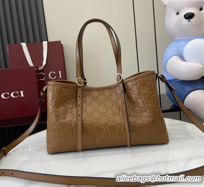 New Cheap Gucci GG Leather Emblem Medium Tote Bag 815214 Brown 2025