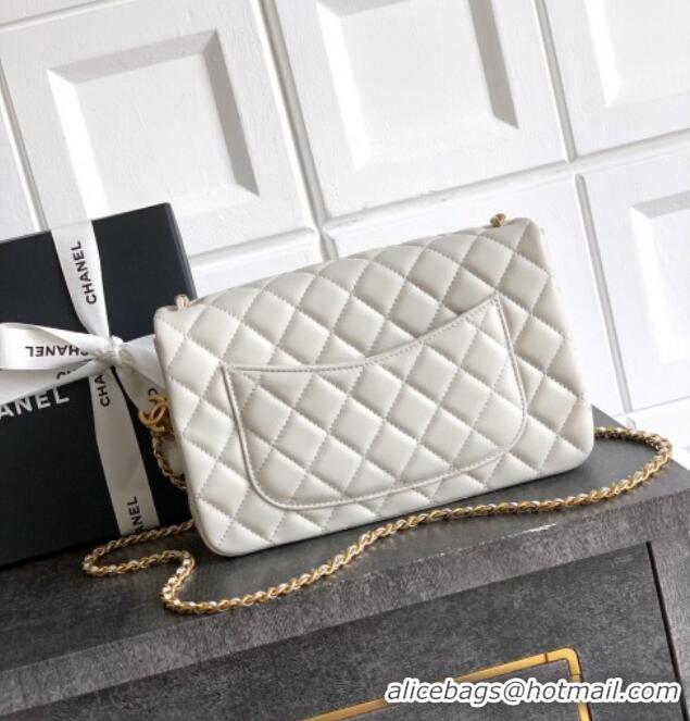 Top Quality Chanel Shiny Lambskin Leather Flap Bag with CC Chain AS5756 Light Grey 2025