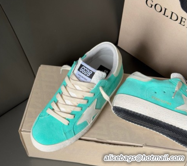 Good Looking Golden Goose Women’s Super-Star in bright green suede 0711008