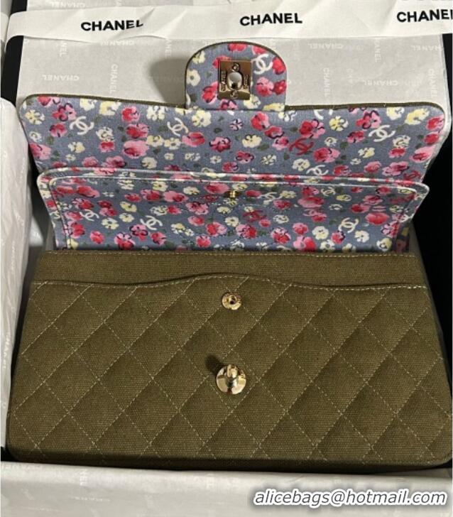 Famous Brand Chanel Quilted Canvas Classic Medium Flap Bag with Charm A01112 Green 2025