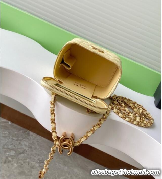 Inexpensive Chanel Grainy Calfskin Small Vanity with CC Chain AP3941 Yellow 2025