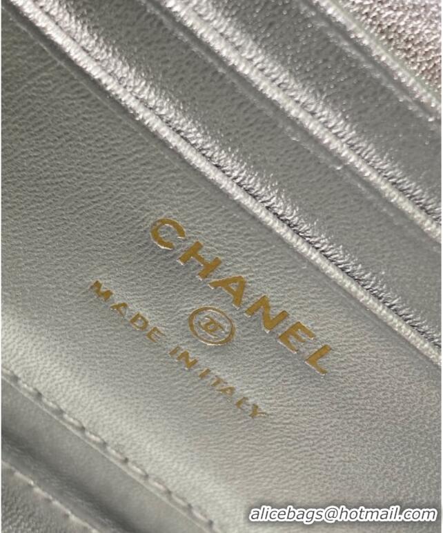 Buy Discount Chanel Grainy Calfskin Large Vanity with CC Chain AP3940 Silver 2025