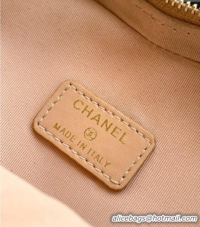 Top Grade Chanel Lambskin Heart Clutch with Chain AP2784 Gold 2025