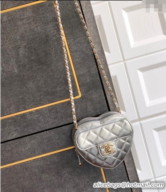 Best Price Chanel Lambskin Heart Clutch with Chain AP2784 Silver 2025