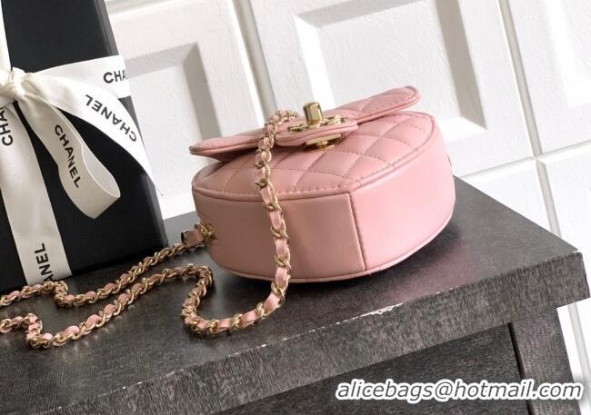 Traditional Specials Chanel Lambskin Heart Clutch with Chain AP2784 Light Pink 2025
