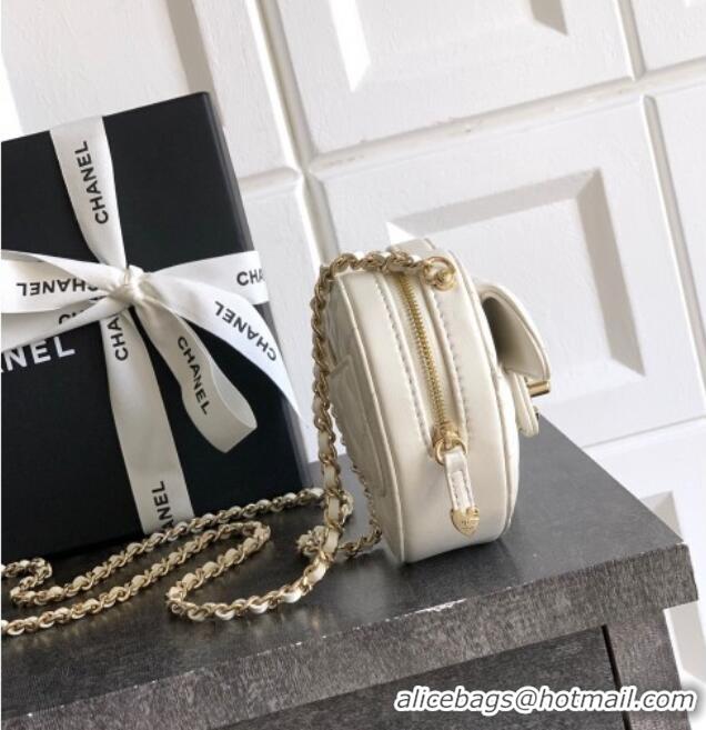 Buy Discount Chanel Lambskin Heart Clutch with Chain AP2784 White 2025