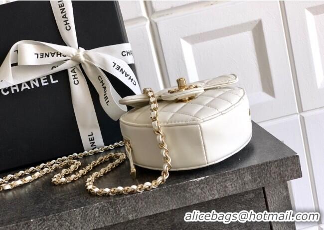 Buy Discount Chanel Lambskin Heart Clutch with Chain AP2784 White 2025