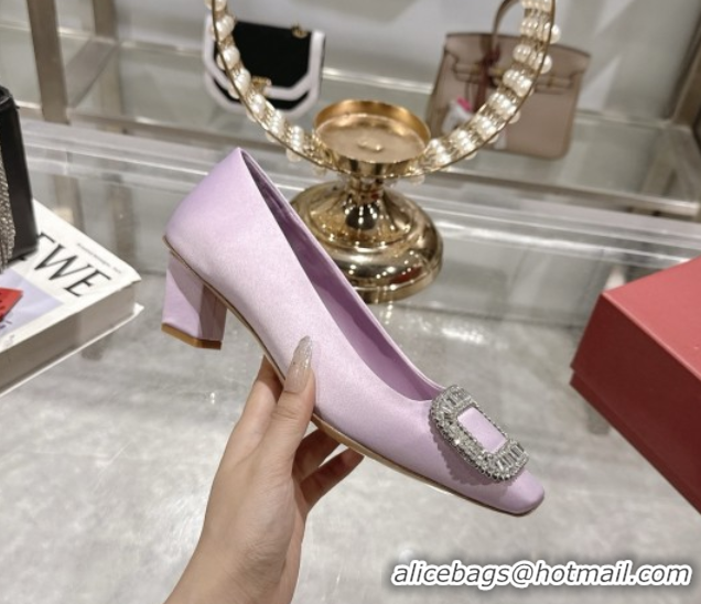 Durable Roger Vivier Belle Vivier Pumps in Satin with Crystal Buckle 4.5cm Heel Light Pink 5073113