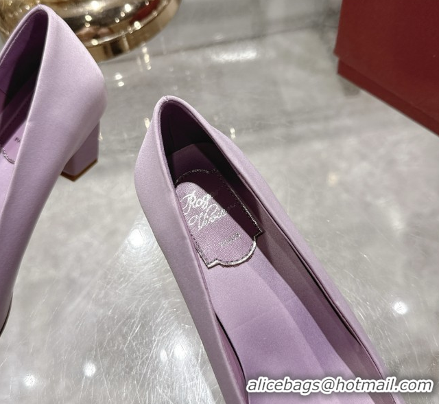 Durable Roger Vivier Belle Vivier Pumps in Satin with Crystal Buckle 4.5cm Heel Light Pink 5073113